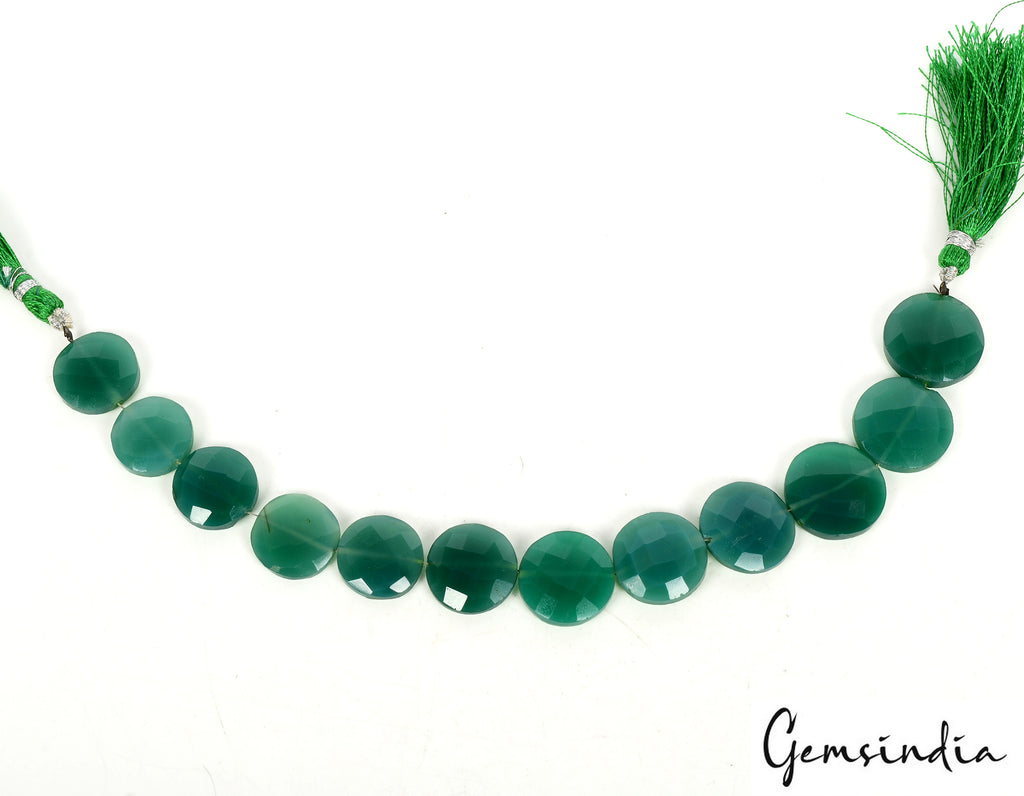 Onyx Beaded Strand, Untreated, Green — 15mm, 143.70 Ct