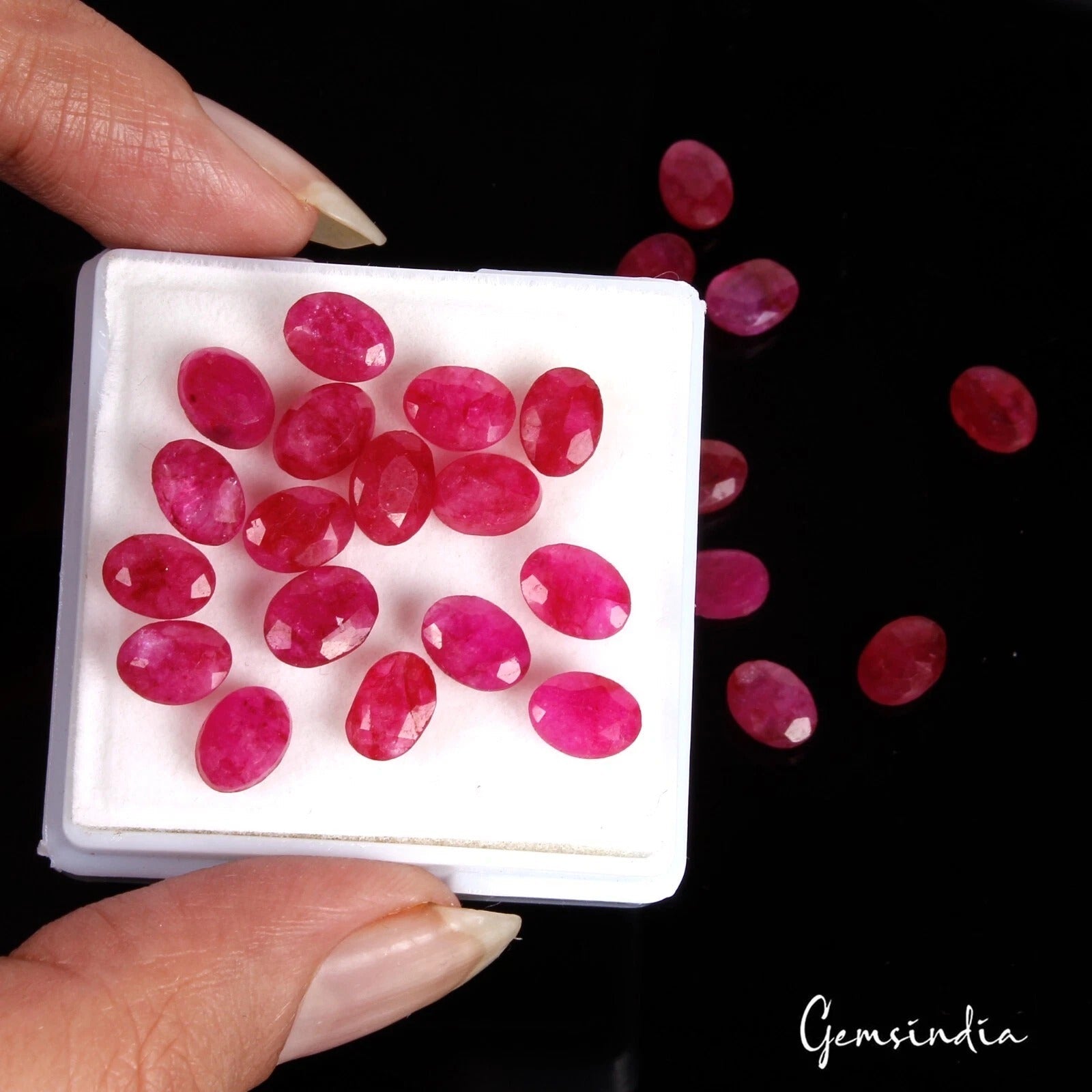36.10 Cts/30 Pcs Natural Pink USA Beryl Bixbite Oval Calibrated 7x5mm Loose Gem