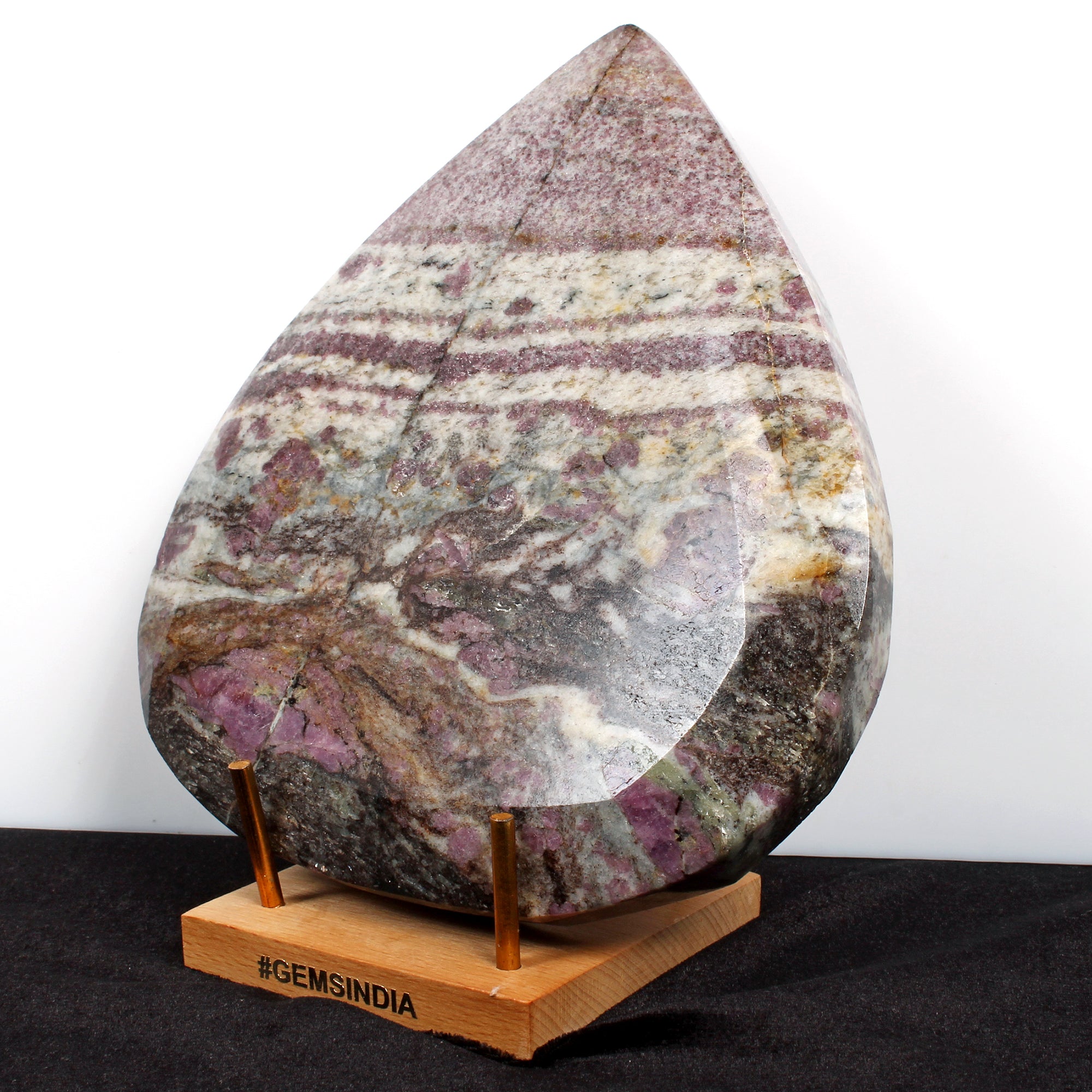 1.7kilo Spinel In Matrix Minerals Pear Cut Museum Grade Rare Gemstones Untreated