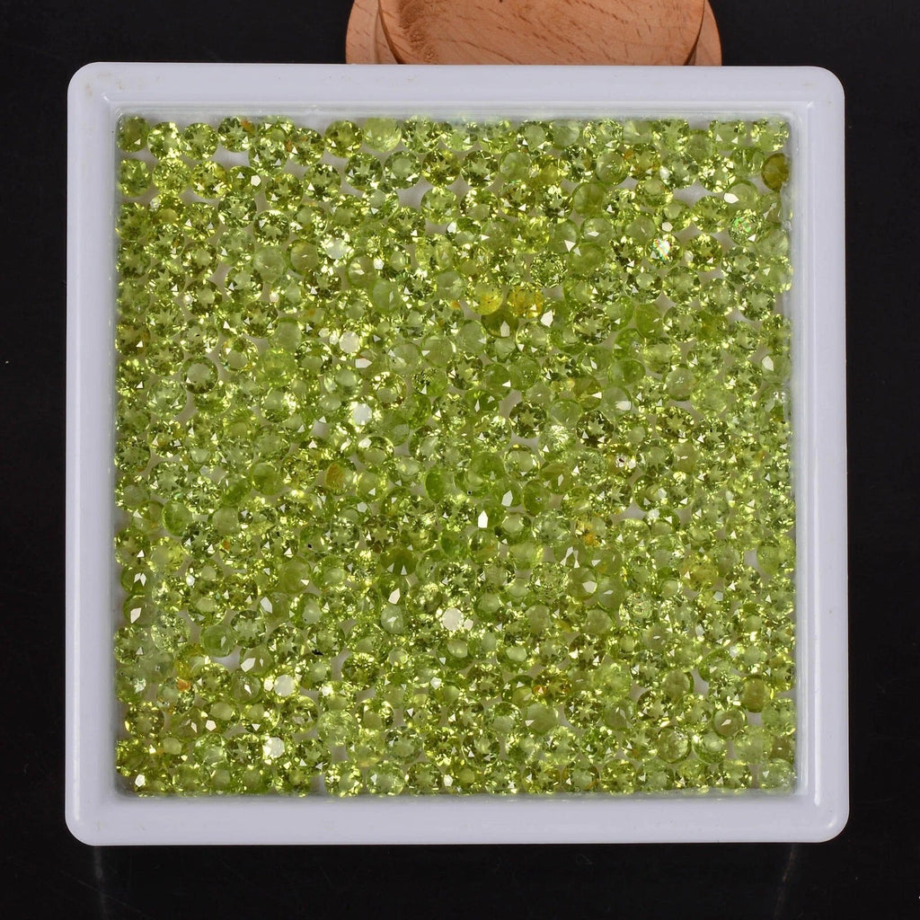 Natural Peridot Round Cut 4mm Calibrated Green Gemstones Wholesale Lot 400 Pcs