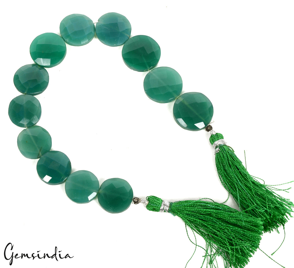 Onyx Beaded Strand, Untreated, Green — 15mm, 143.70 Ct