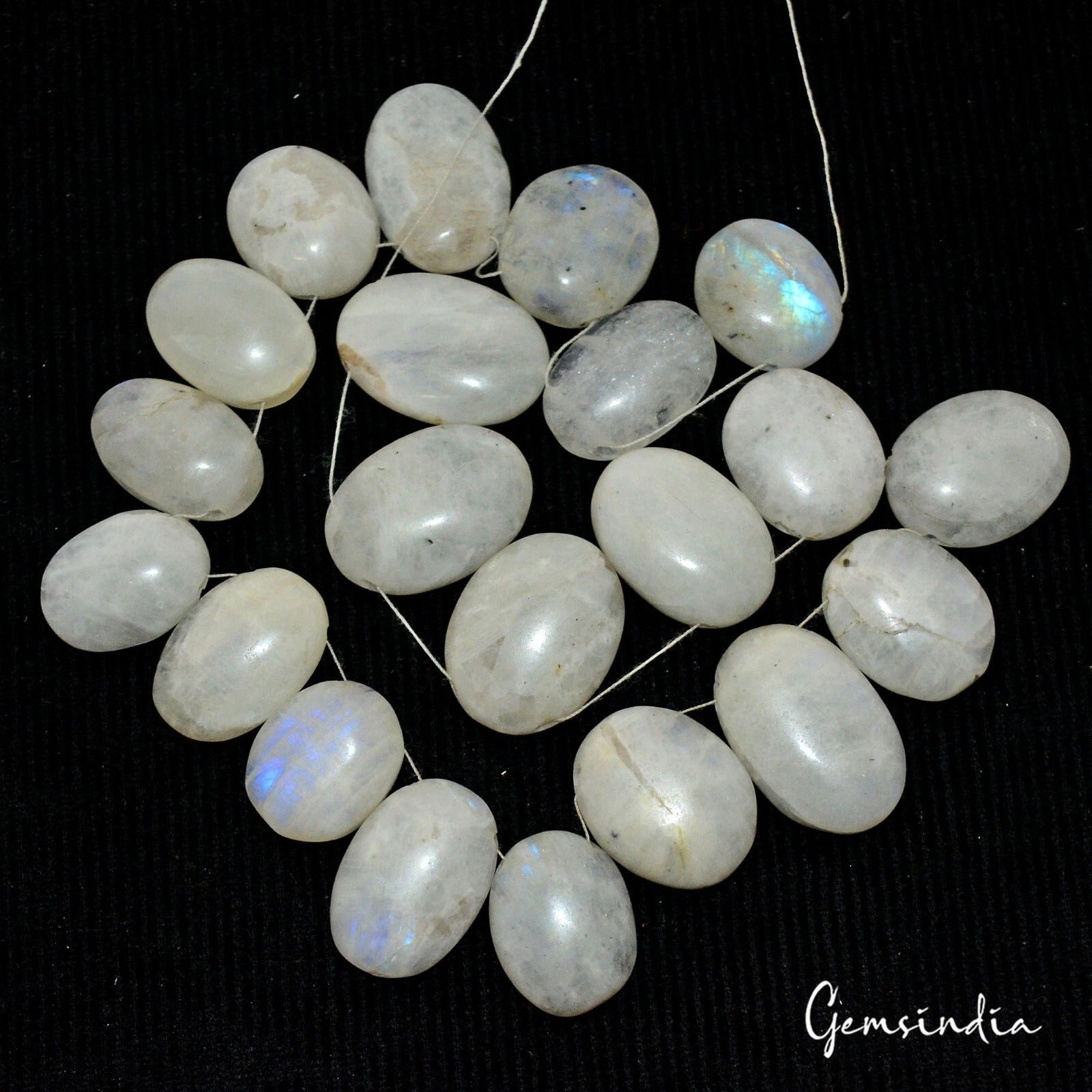 490 Cts/21 Pcs Natural Untreated Blue Shine Moonstone Oval Drill Bead Loose Gems