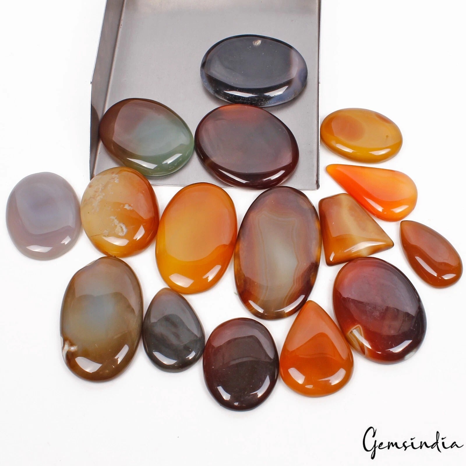 Onyx Lot, Cabochon, Untreated, Orange — 16 Pieces, 27mm to 53mm, 1000 Ct