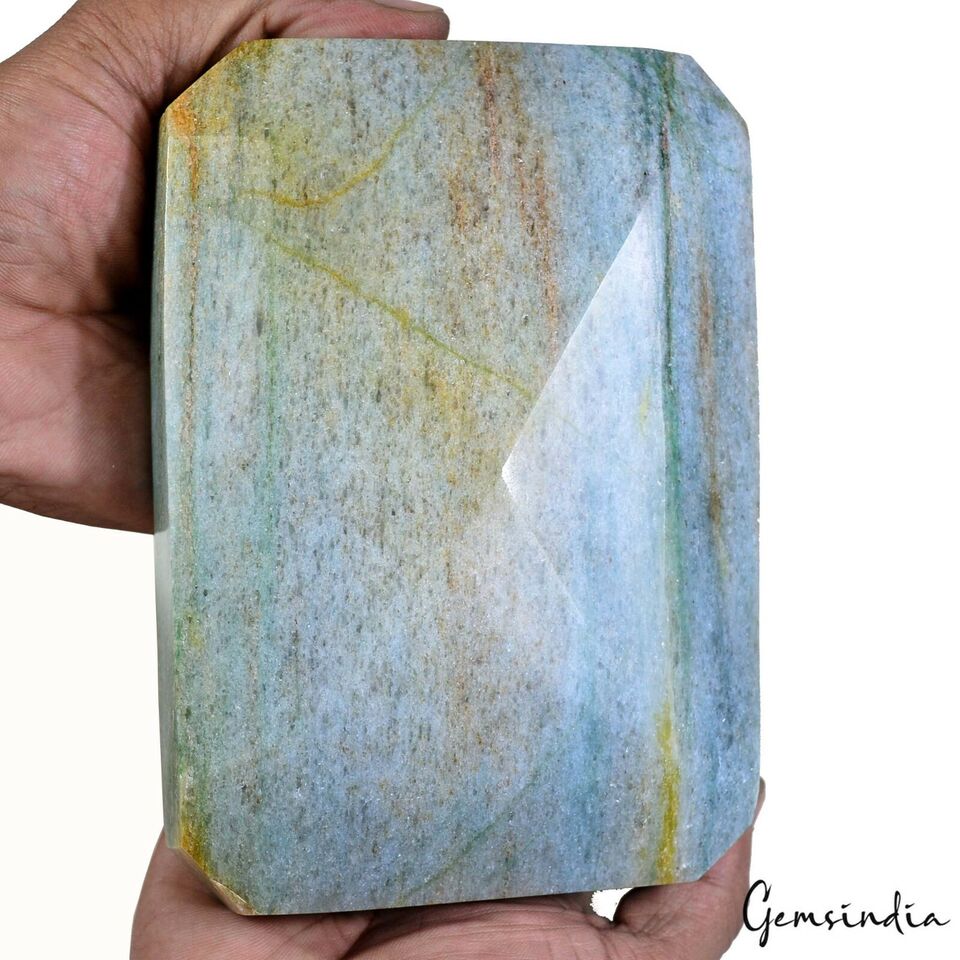 Aventurine Loose Gemstone, Octagon Cut, Untreated — 6 x4.25x2 inches, 9600 Ct (1.92 Kg), Madagascar
