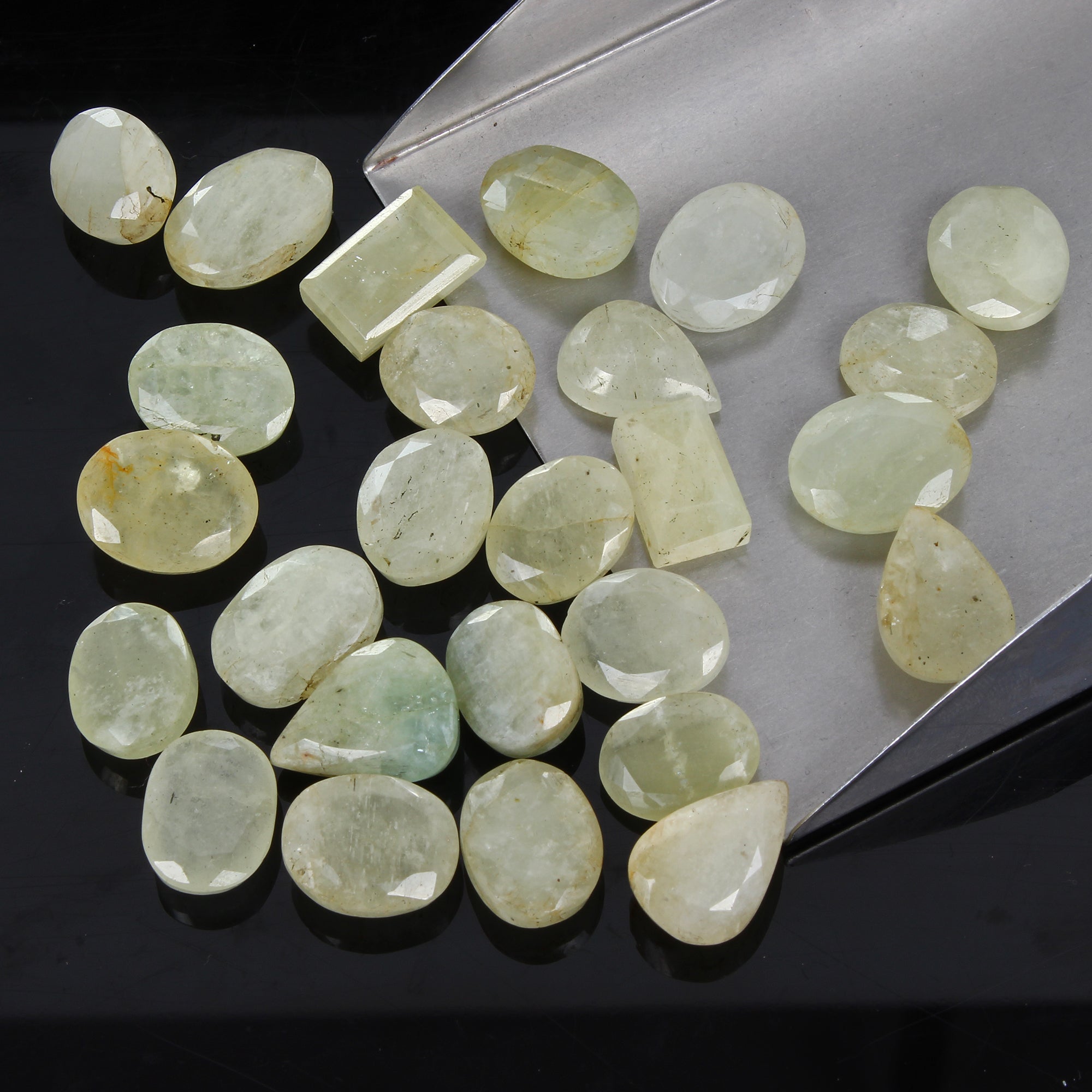 300 Cts/26 Pcs Natural Untreated Green Beryl Aquamarine Mix Cut Gems For Jewelry