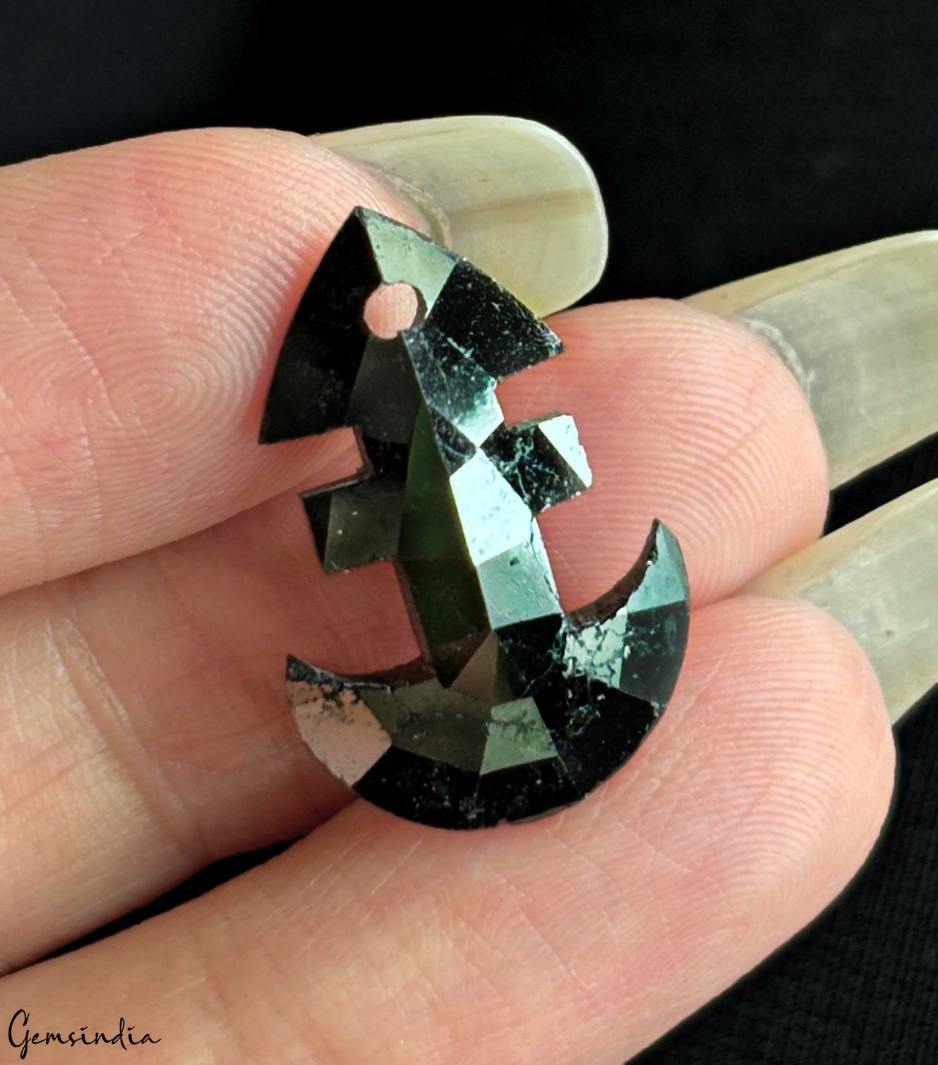 11 Cts 100% Natural Earth Mined Black Diamond Faceted Cuts Anchor Shaped Pendant