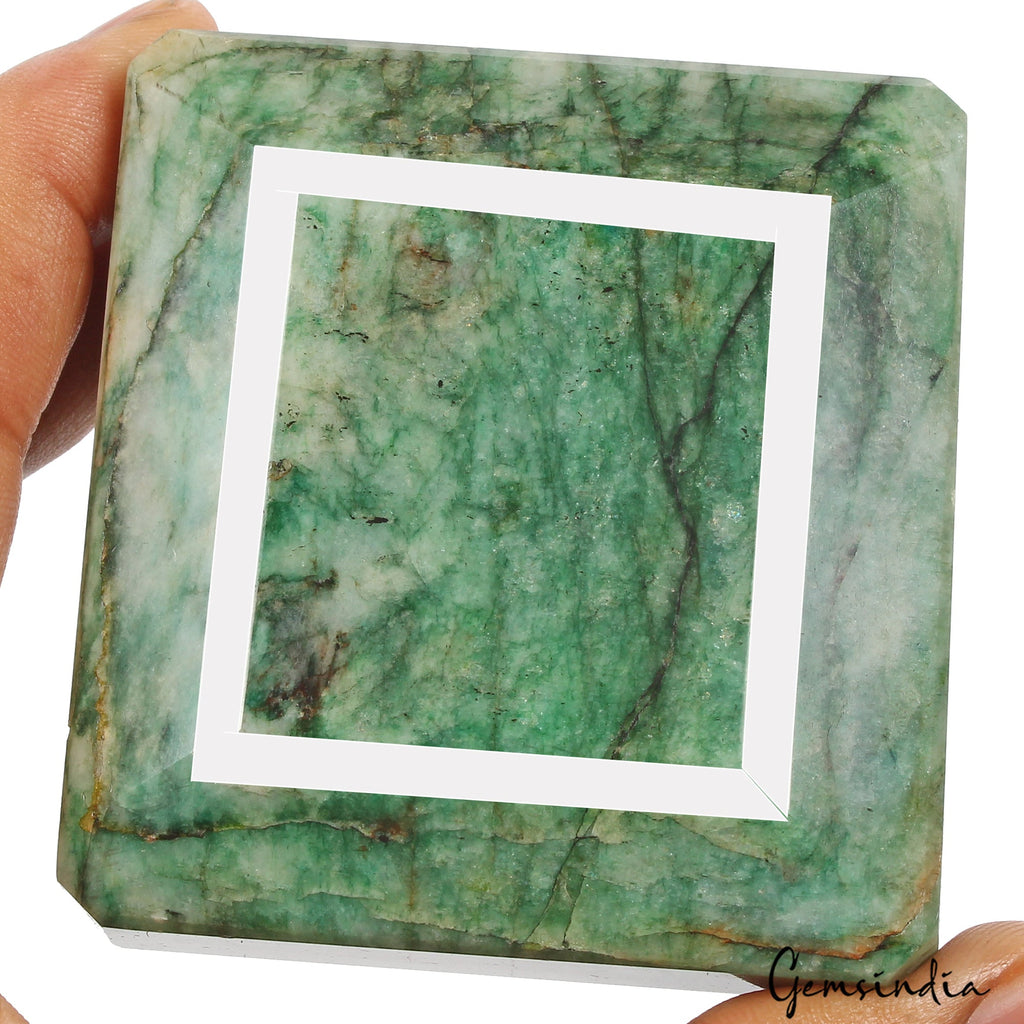 2650 Cts Natural Brazilian Green Emerald Octagon Cut Museum Size Earth mined Gem