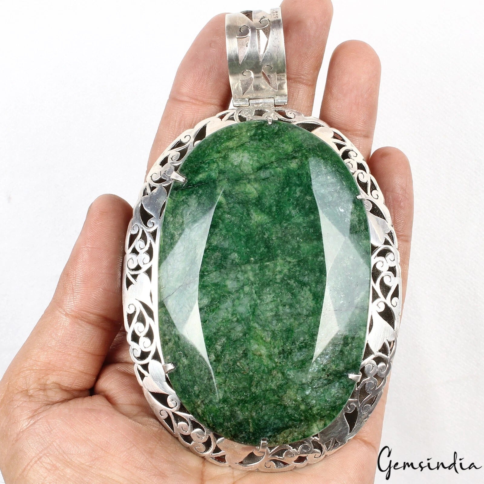 Emerald Sterling Silver Jewelry, Silver — 127x76x35 mm, 1370 Ct (274 g), Brazil