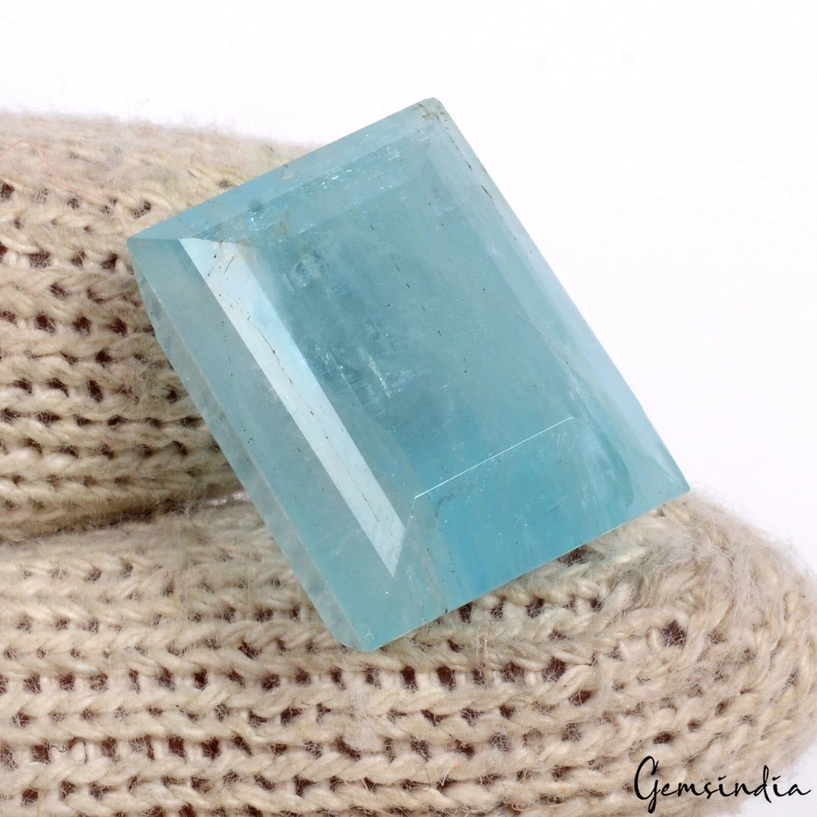 Aquamarine Loose Gemstone, Untreated, Blue — 22x17x14 mm, 49.90 Ct