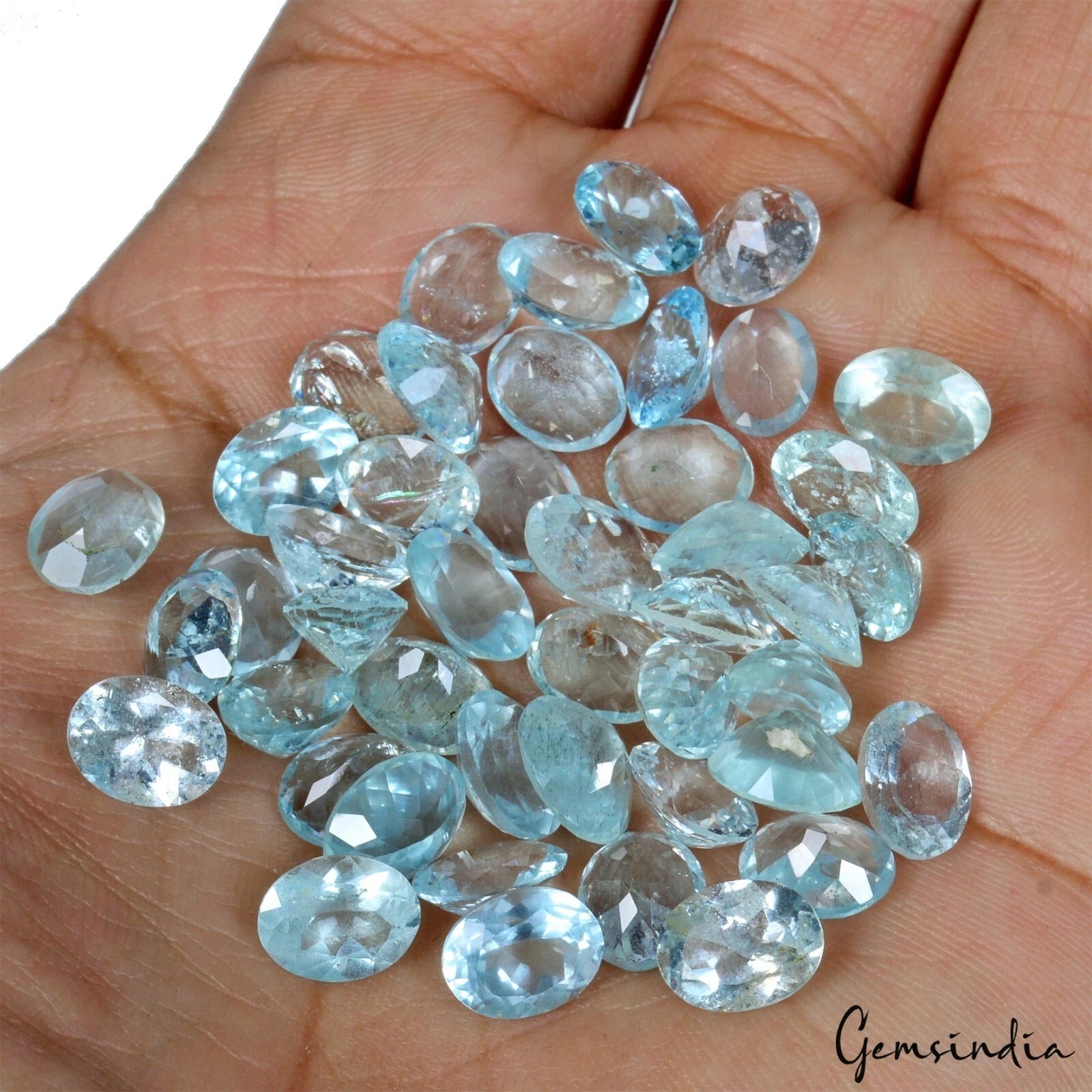 Aquamarine Lot, Loose Gemstone, Oval Cut, Untreated — 46 Pieces, 8mm to 10mm, 74.20 Ct
