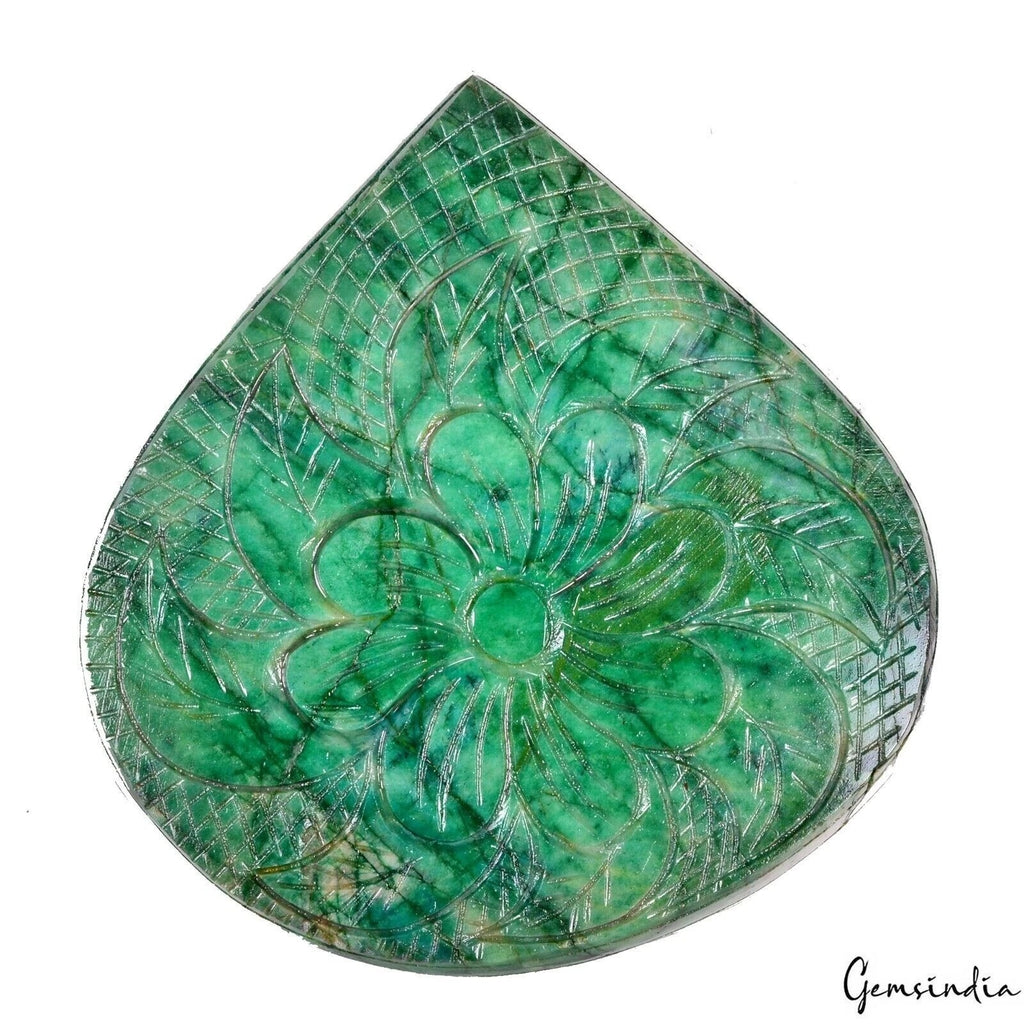 Brazilian Emerald Loose Gemstone, Green — 109x104x25 mm, 2650 Ct, Brazil