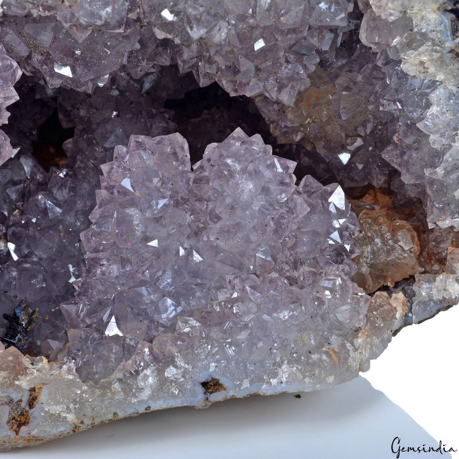 Amethyst Crystal Cluster, Untreated — 8.5x7x5 Inch, 4.03 Kg (20150 Ct), Uruguay