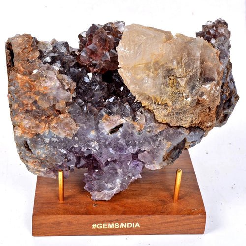 Amethyst Crystal Cluster, Untreated — 6.75x4.25x5 Inches, 2.55 Kg (12750 Ct), Uruguay