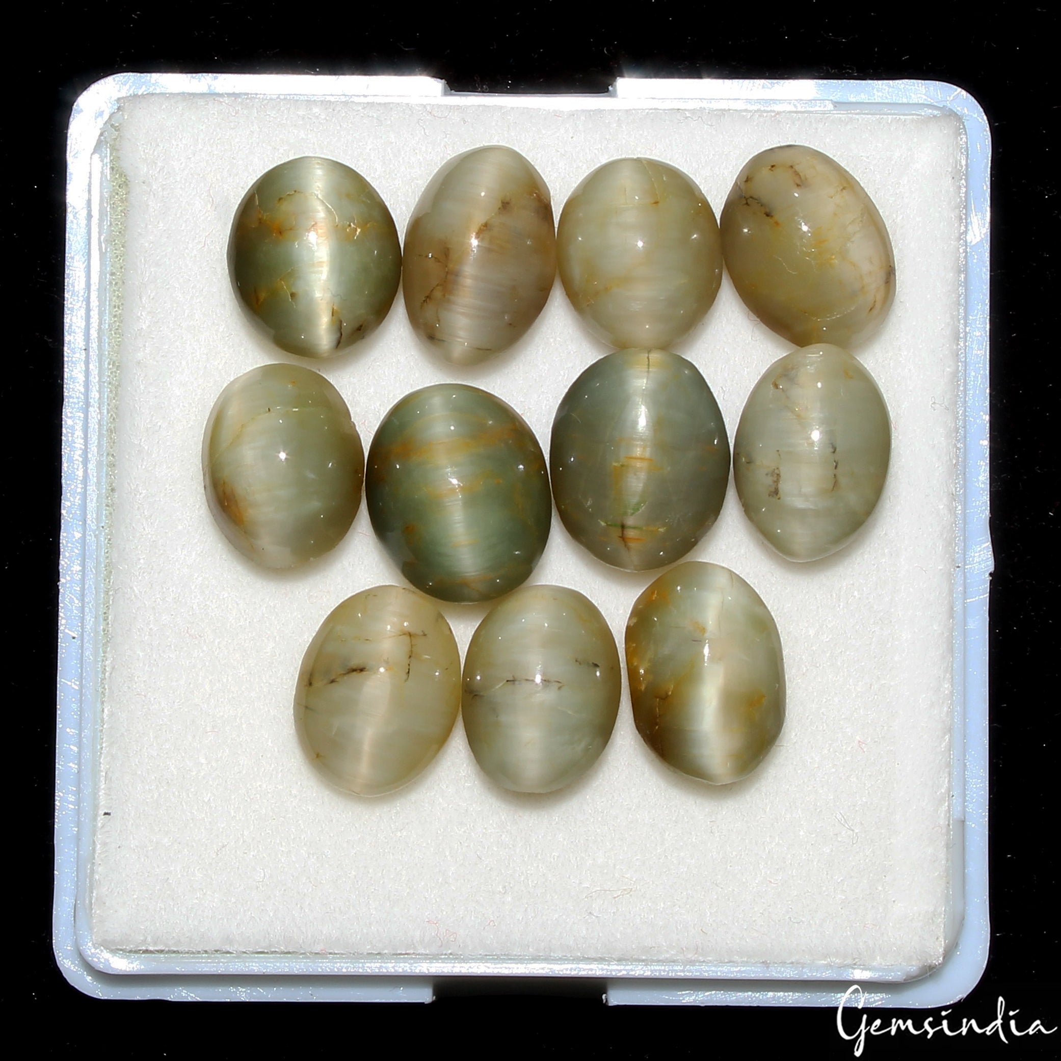 Chrysoberyl Lot, Cabochon, Oval Cabochon, Untreated — 11 Pieces, 10mm to 12mm, 48.00 Ct
