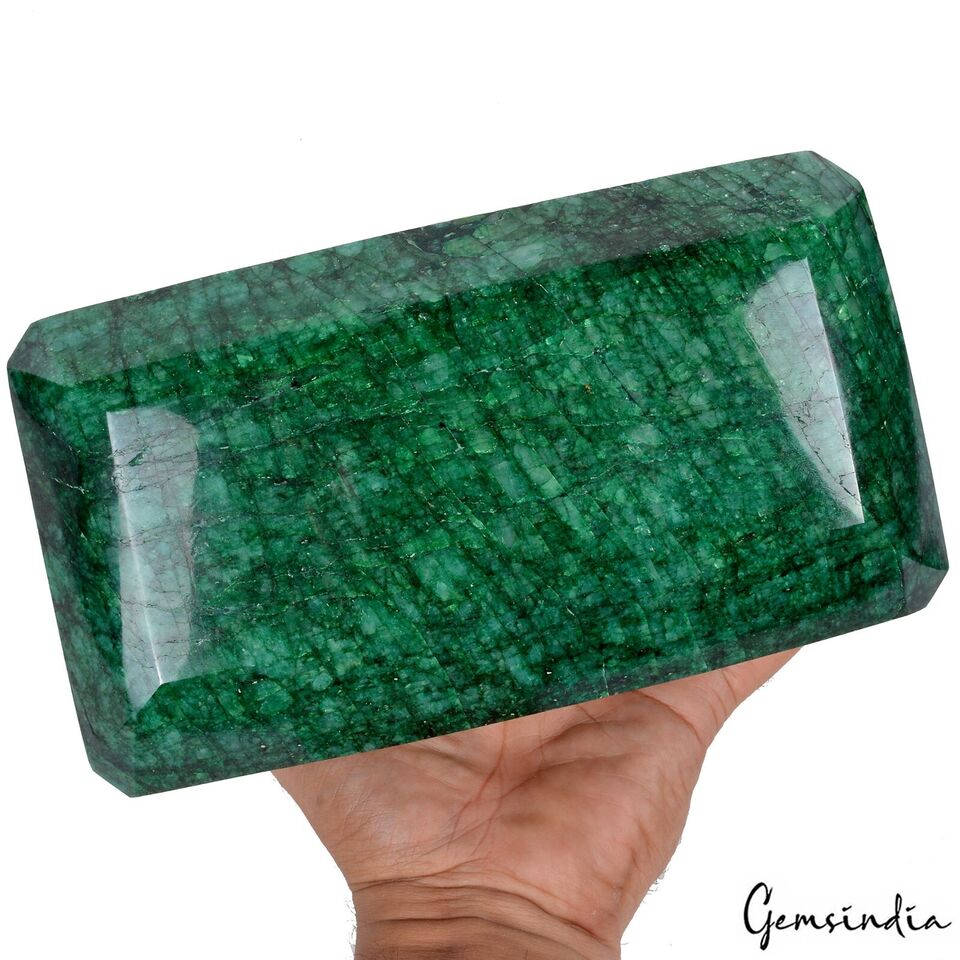 Huge 4.29Kg Natural Green Emerald Octagon Cut Earth mined Loose Gemstone, Brazil