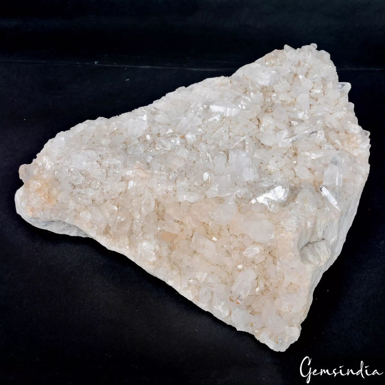 Quartz Geode, Untreated — 9 x 8.5 x 3 Inch, 3.67 Kg (18350 Ct)