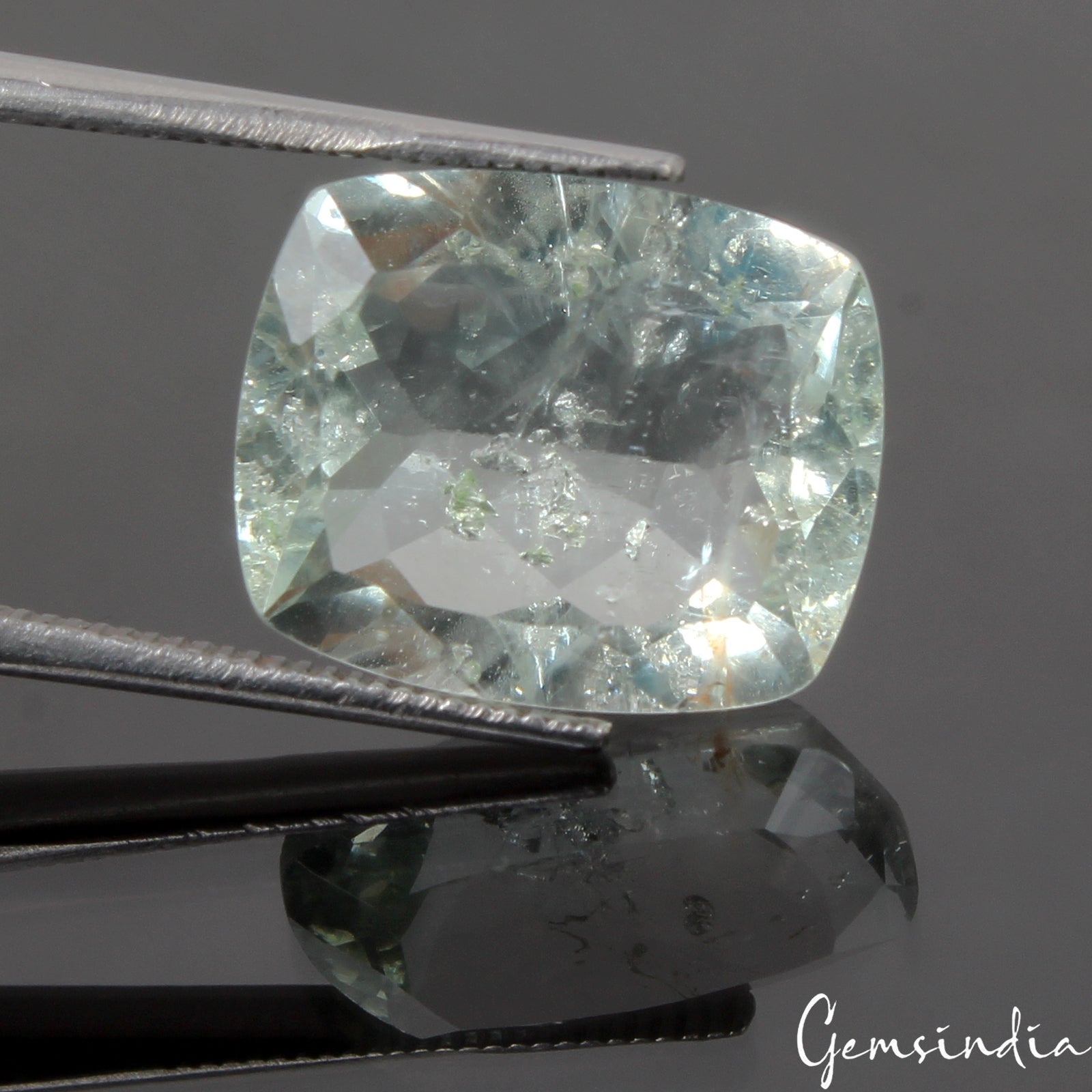 Aquamarine Loose Gemstone, Untreated, Blue — 15x12x6 mm, 6.90 Ct, Brazil
