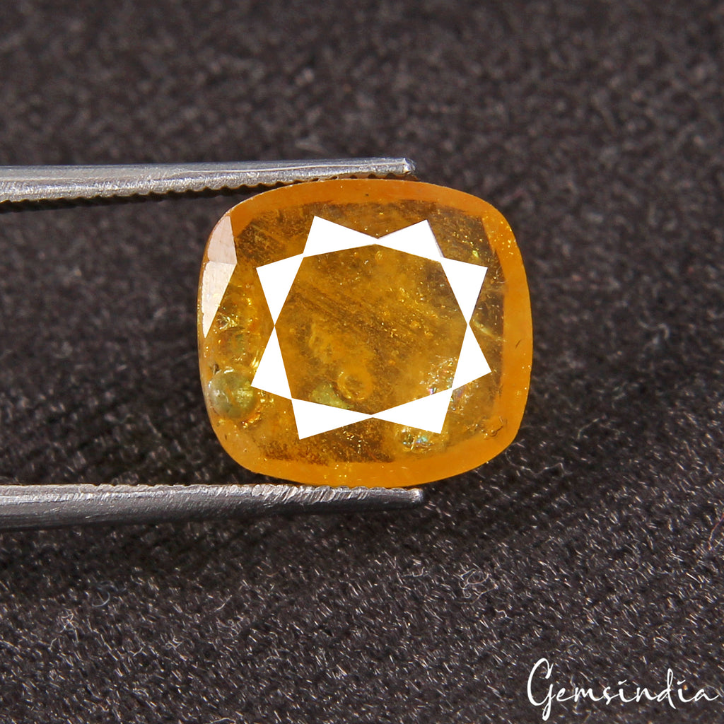 Yellow Sapphire Loose Gemstone, Untreated — 11x10x2 mm, 4.00 Ct