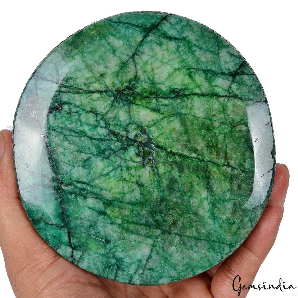 Certified 2.3Kilo Natural Brazilian Emerald Amazing Carving Earth Mined Gemstone