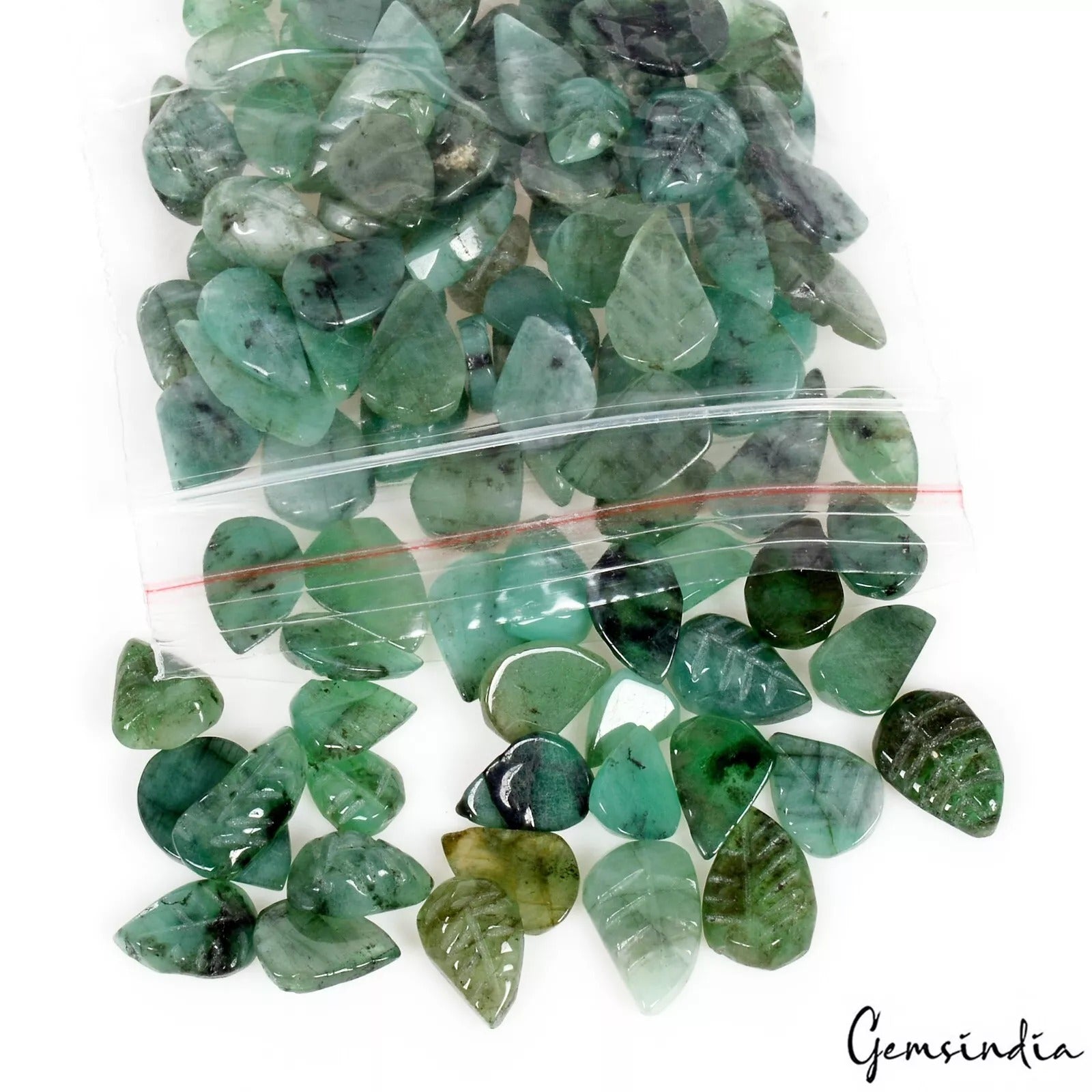Emerald Lot, Loose Gemstone, Untreated — 100 Pieces, 06mm to 12mm, 105.10 Ct, Colombia