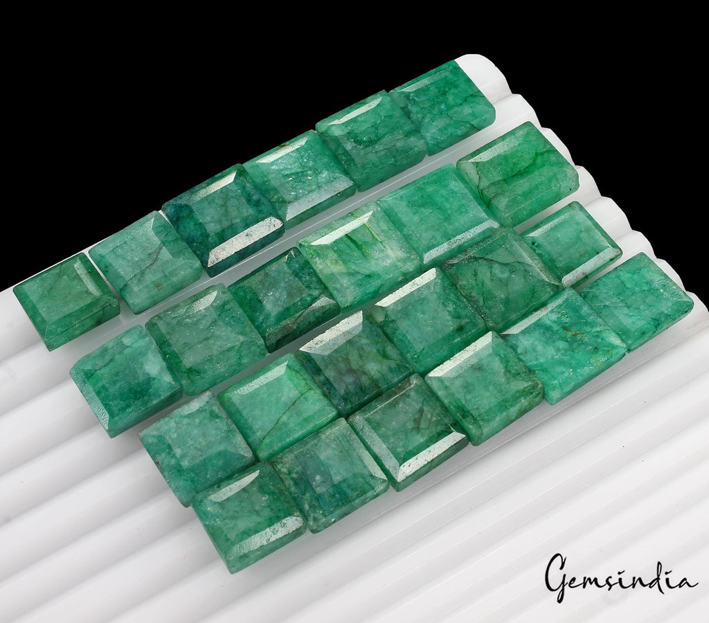 Natural 370 Ct Fine Cut Colombian Green Emerald Best Loose Gemstone Lot for Ring