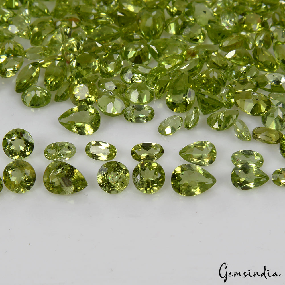 300 Pcs Natural Peridot 5mm-7mm Mix Cut Loose Untreated Gemstones Lot 117.60 Ct
