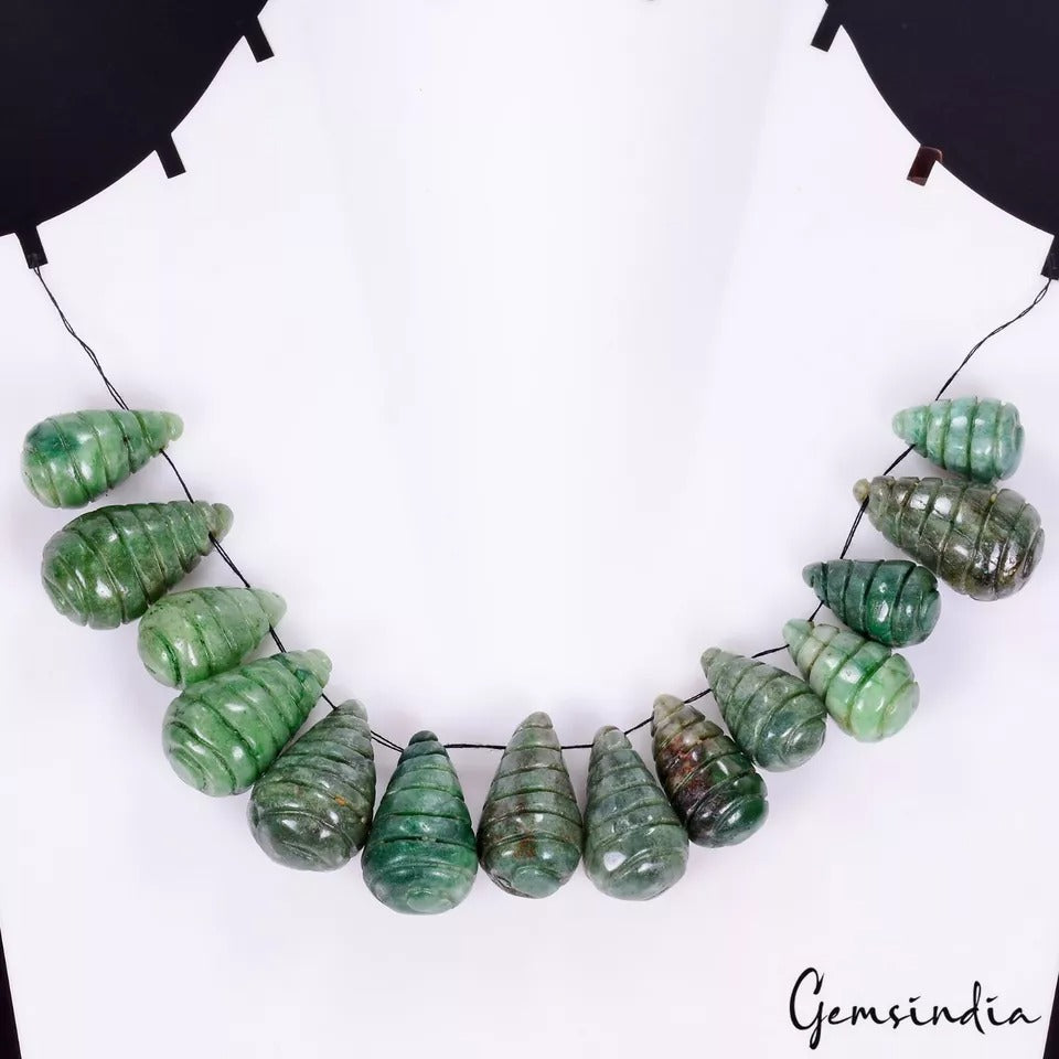 440 Cts/14 Pcs Natural Brazilian Green Emerald Pear Drill Carved Bead/Briolettes