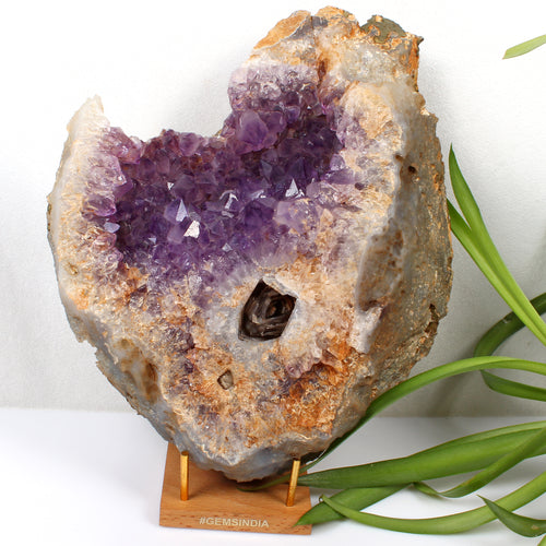 Amethyst Crystal Cluster, Untreated — 10.5x8.5x3.5 Inches, 4.4 Kg (22000 Ct), Uruguay