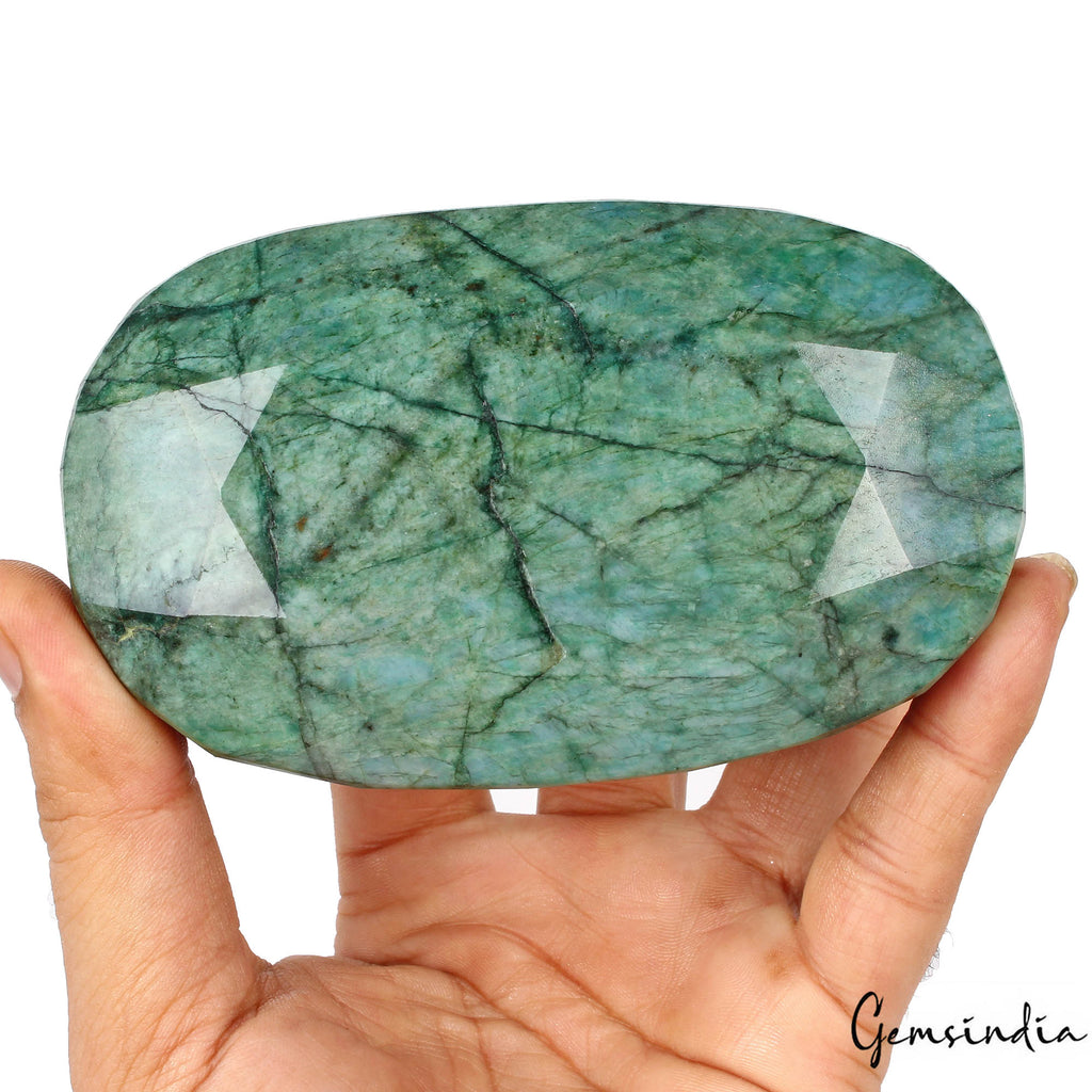 Museum Size 3900 Cts Natural Brazilian Green Emerald Oval Faceted Huge Loose Gem