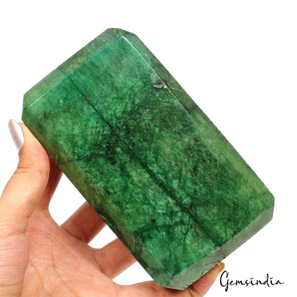 4850 Ct Natural Green Emerald Octagon Cut Carving Museum Size Loose Gemstone