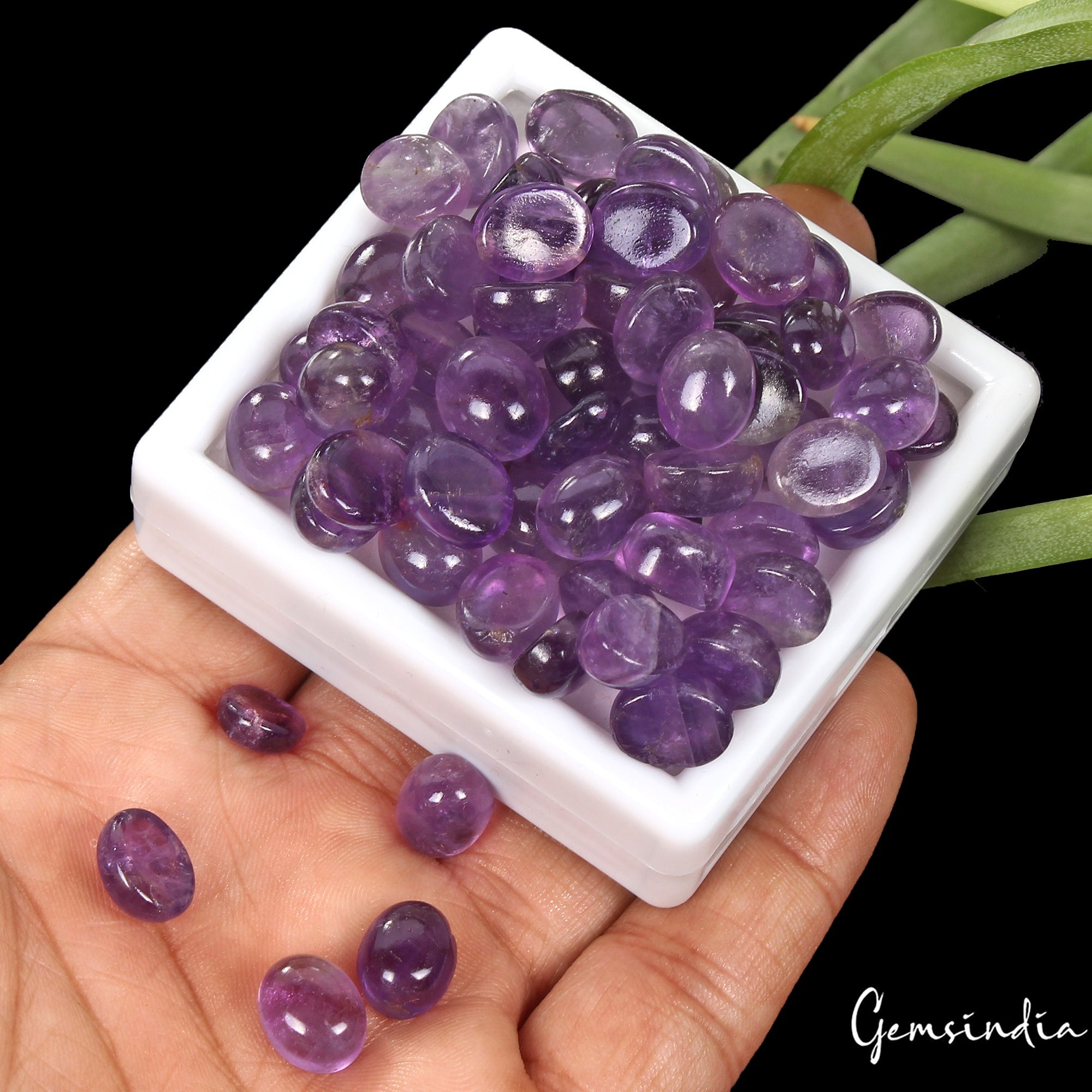 270 Cts/62 Pcs Natural Untreated Purple Amethyst Round Cab Gems Lot For Jewelry