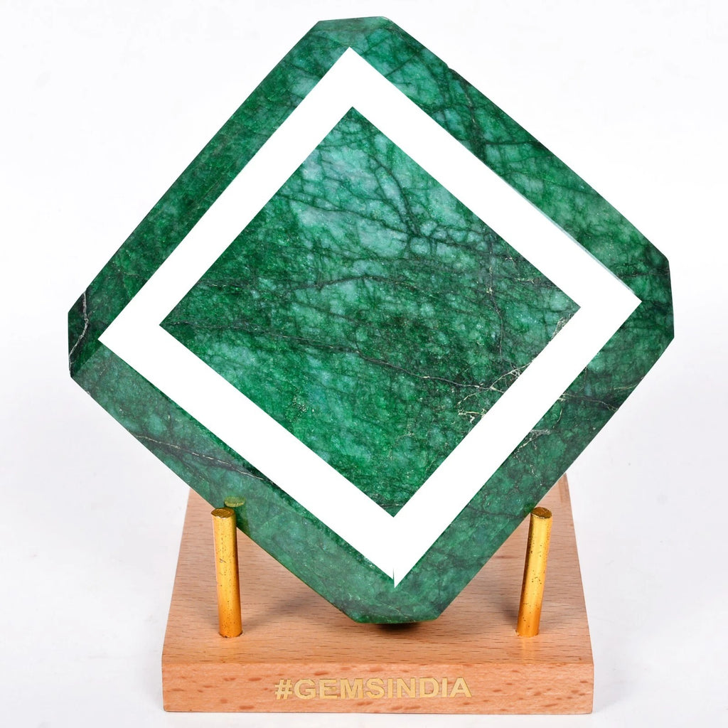 Emerald Loose Gemstone, Color Enhanced, Green — 87x87x60 mm, 3940 Ct, Brazil