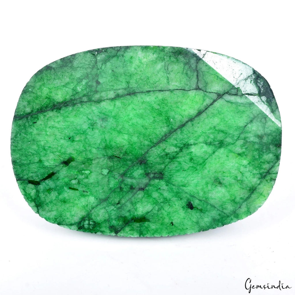Brazilian Emerald Carving, Oval Carving, Color Enhanced — 127x89x52 mm, 5170 Ct, Brazil