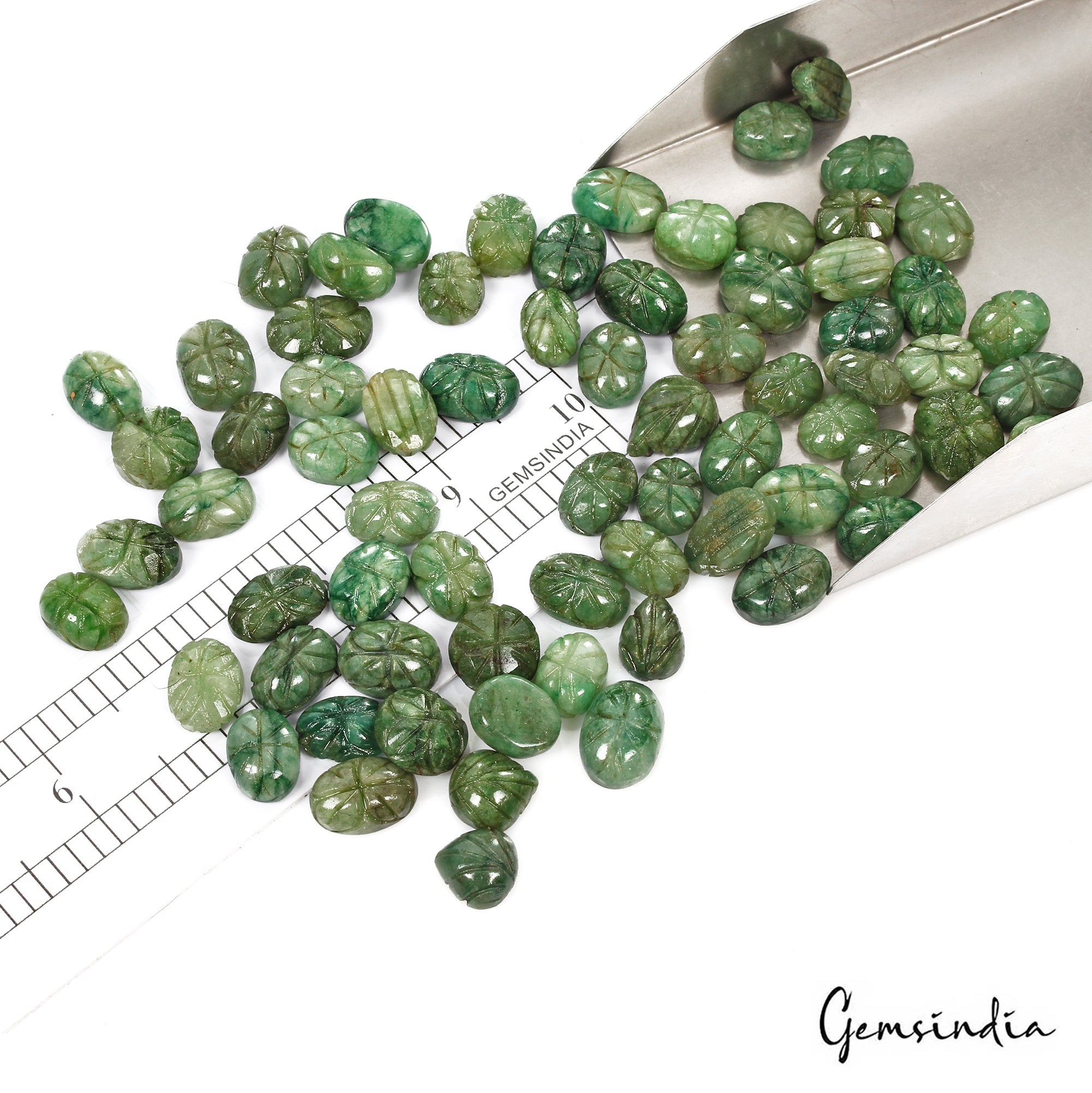 600 Cts/71 Pcs Natural Green Emerald Oval Hand Carved Loose Gems Lot For Jewelry