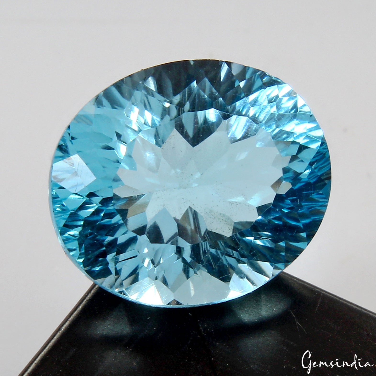 Oval Concave Cut igl&i Certified Natural Swiss Blue Topaz 16.90 Ct Full Fire Gem