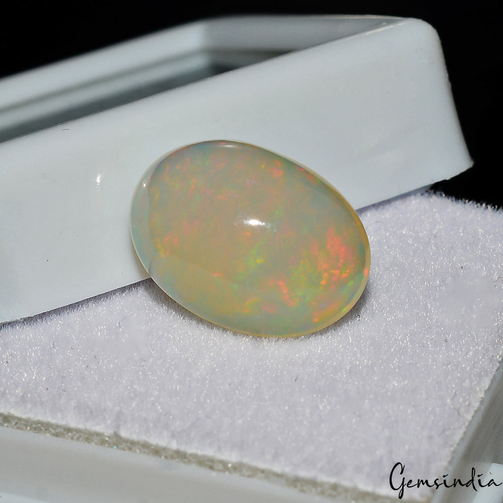 Opal Loose Gemstone, Oval Cabochon, Untreated — 12x9x5mm, 2.90 Ct, Ethiopia