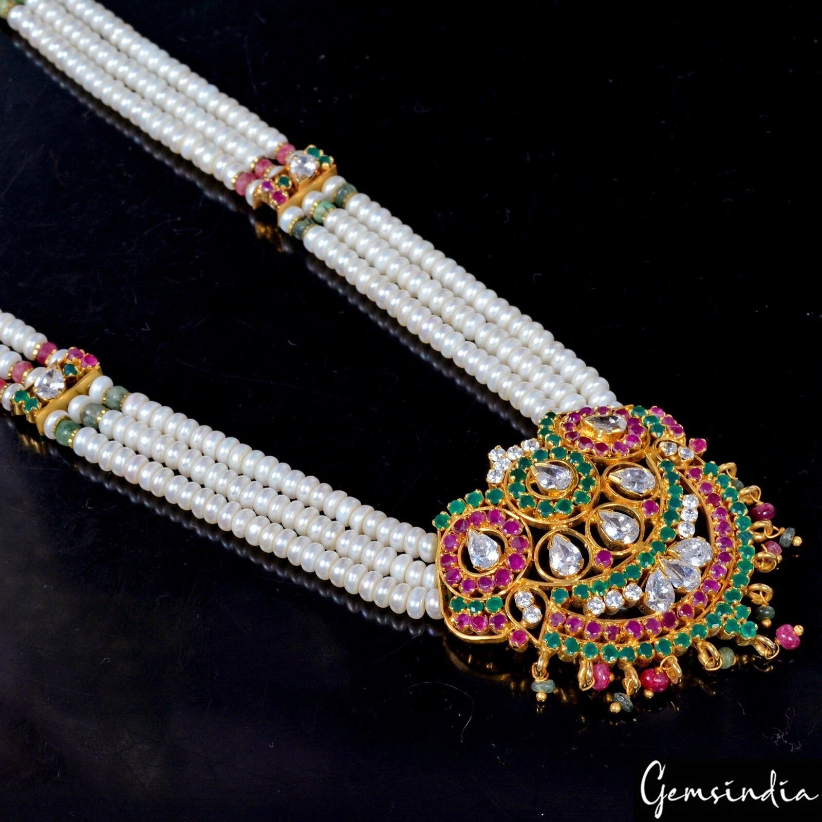 300 Ct Natural Red Green White Gems Fancy Pendant With White Pearl Long Necklace