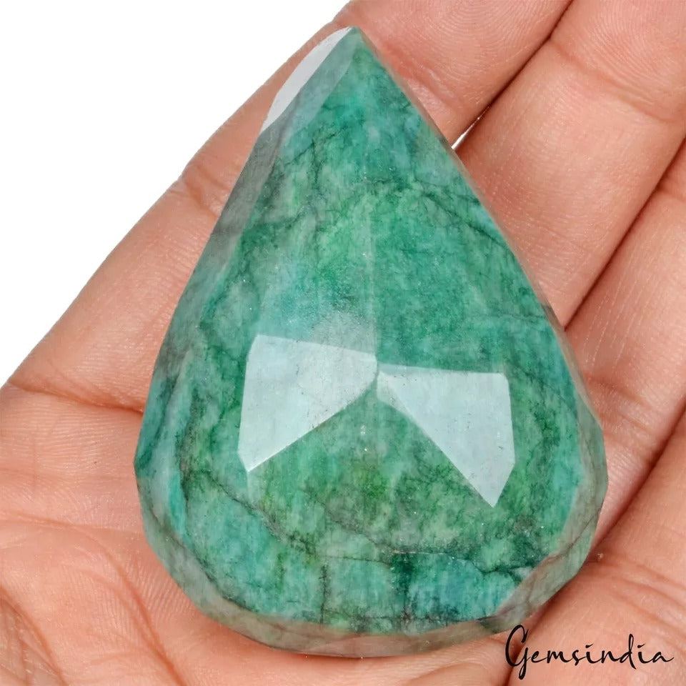 Brazilian Emerald Loose Gemstone, Color Enhanced, Green — 58x44x31 mm, 520 Ct, Brazil