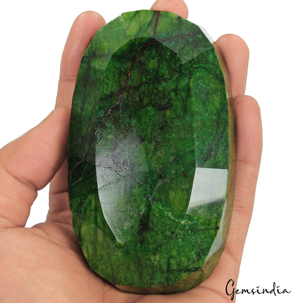 1950 Ct Natural Heena Green Emerald Oval Cut Faceted Earth Mined Loose Gemstone