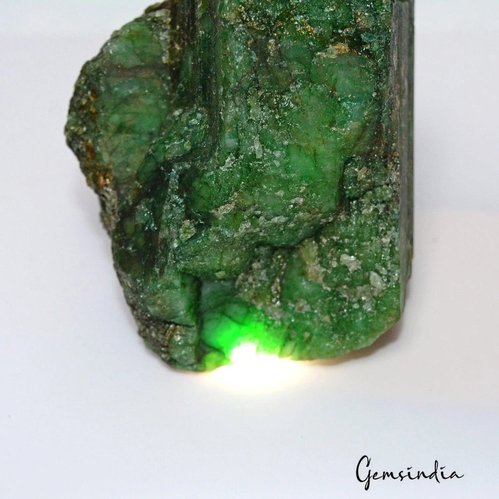 Natural Green Emerald Uncut Raw Rough 2620 Cts Earth mined Gemstone From Brazil