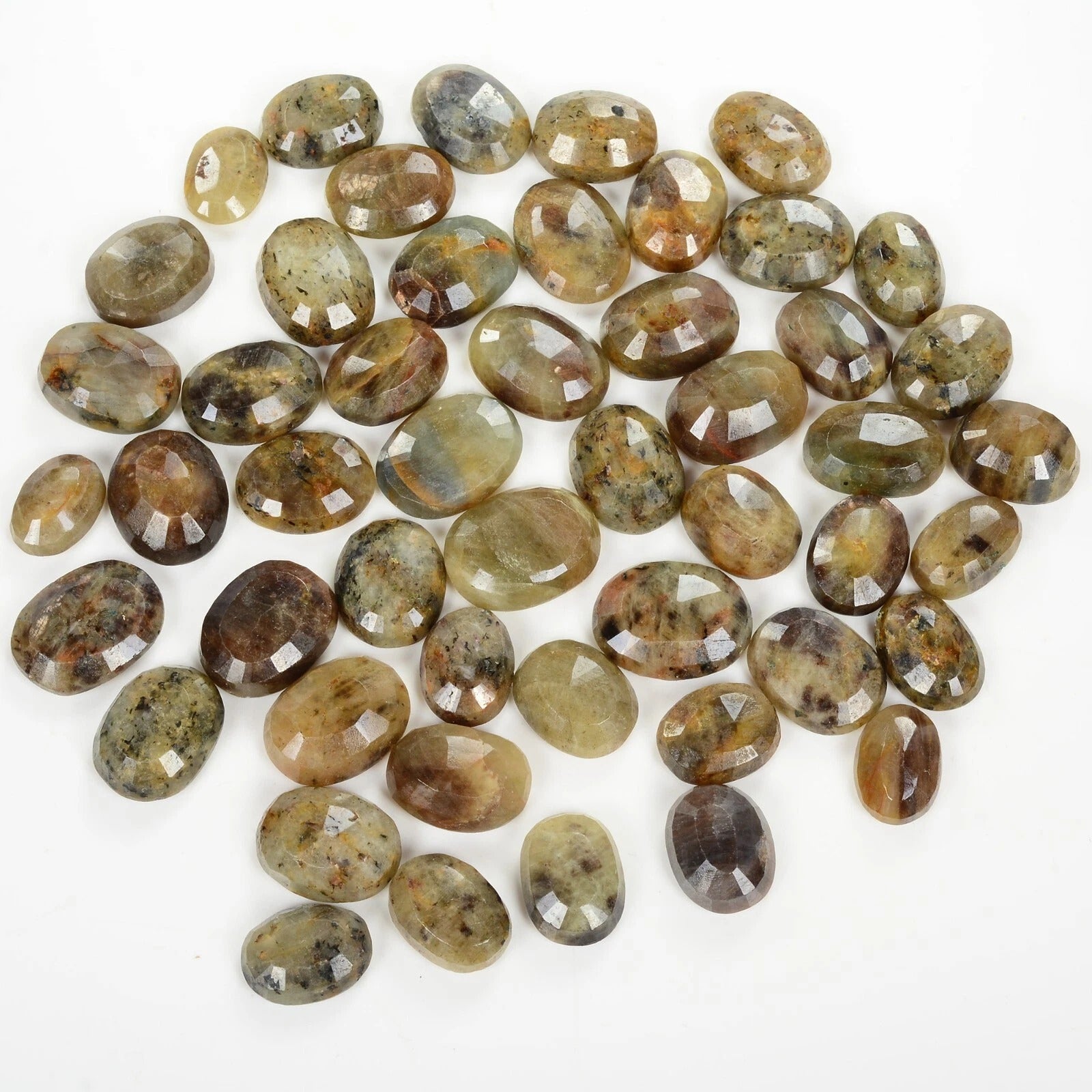 Sapphire Lot, Loose Gemstone, Oval Cut, Untreated — 50 Pieces, 14mm to 20mm, 790 Ct, Madagascar