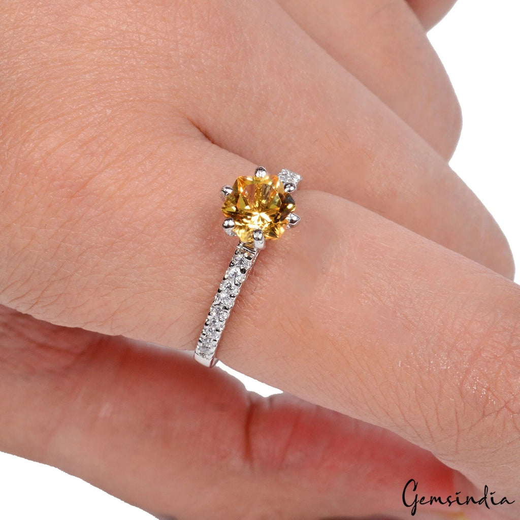 Citrine Sterling Silver Ring, Untreated, Yellow — Size 7.25 US, 9.90 Ct (1.97 g)