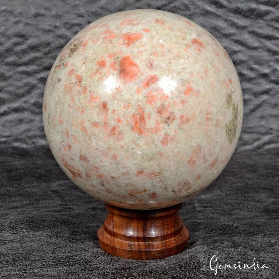Sunstone Sphere, Untreated — 4.4 Inch in diameter, 1.6 Kg (8000 Ct), Madagascar