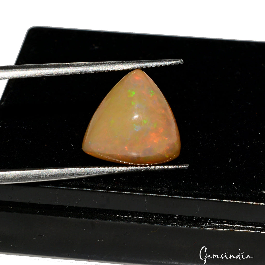 4 Cts Natural Ethiopian Opal 14x12x6mm Trillion Flashy Untreated Loose Gemstone
