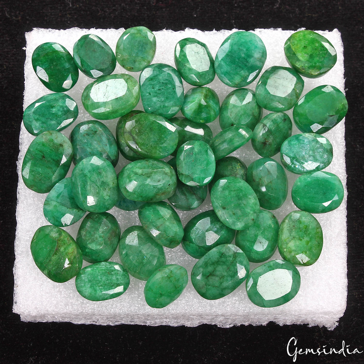 550 Ct/42 Pcs Natural Colombian Green Emerald Fine Cut Best Loose Gems For Rings