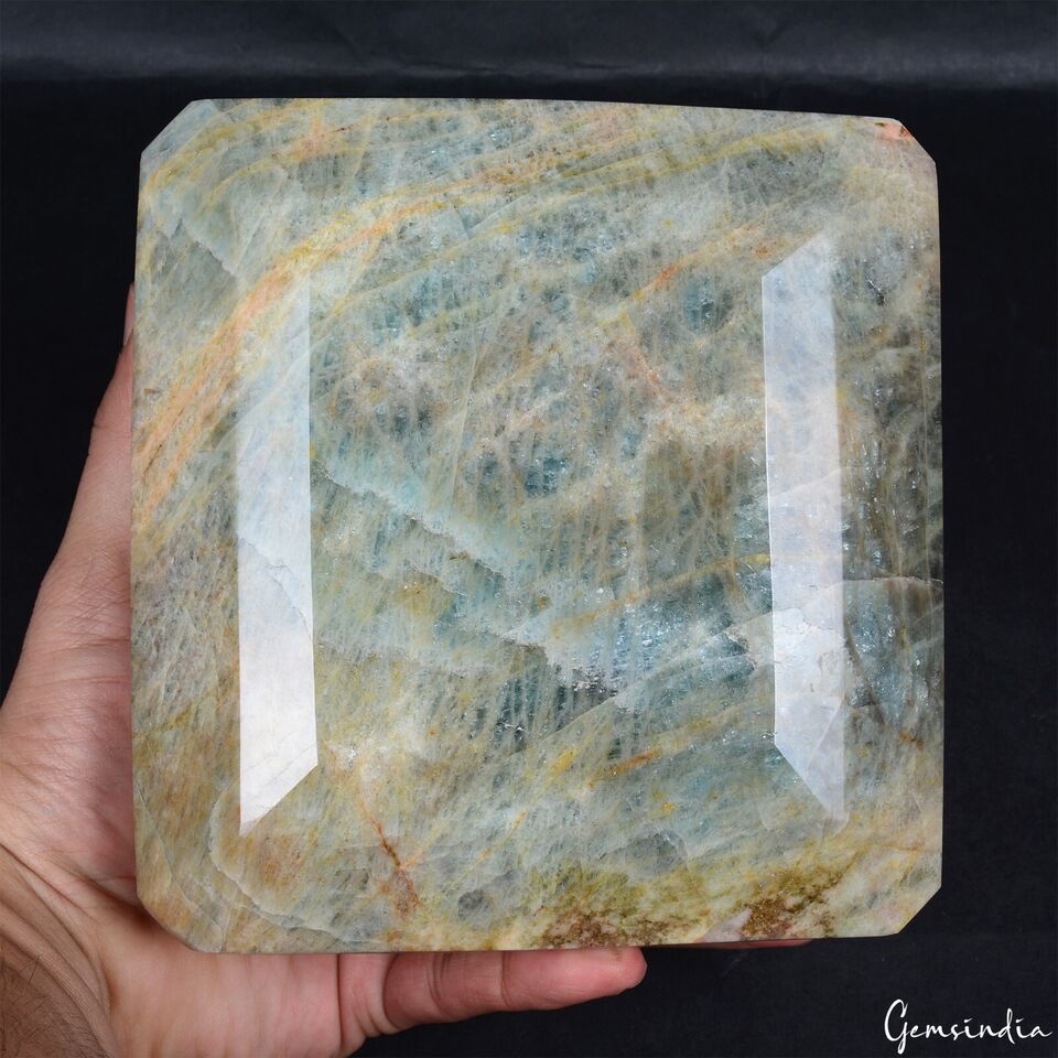 Beryl Loose Gemstone, Untreated, Blue — 5.6x5.4x3.9 Inch, 22000 Ct (4.4 Kg), Brazil
