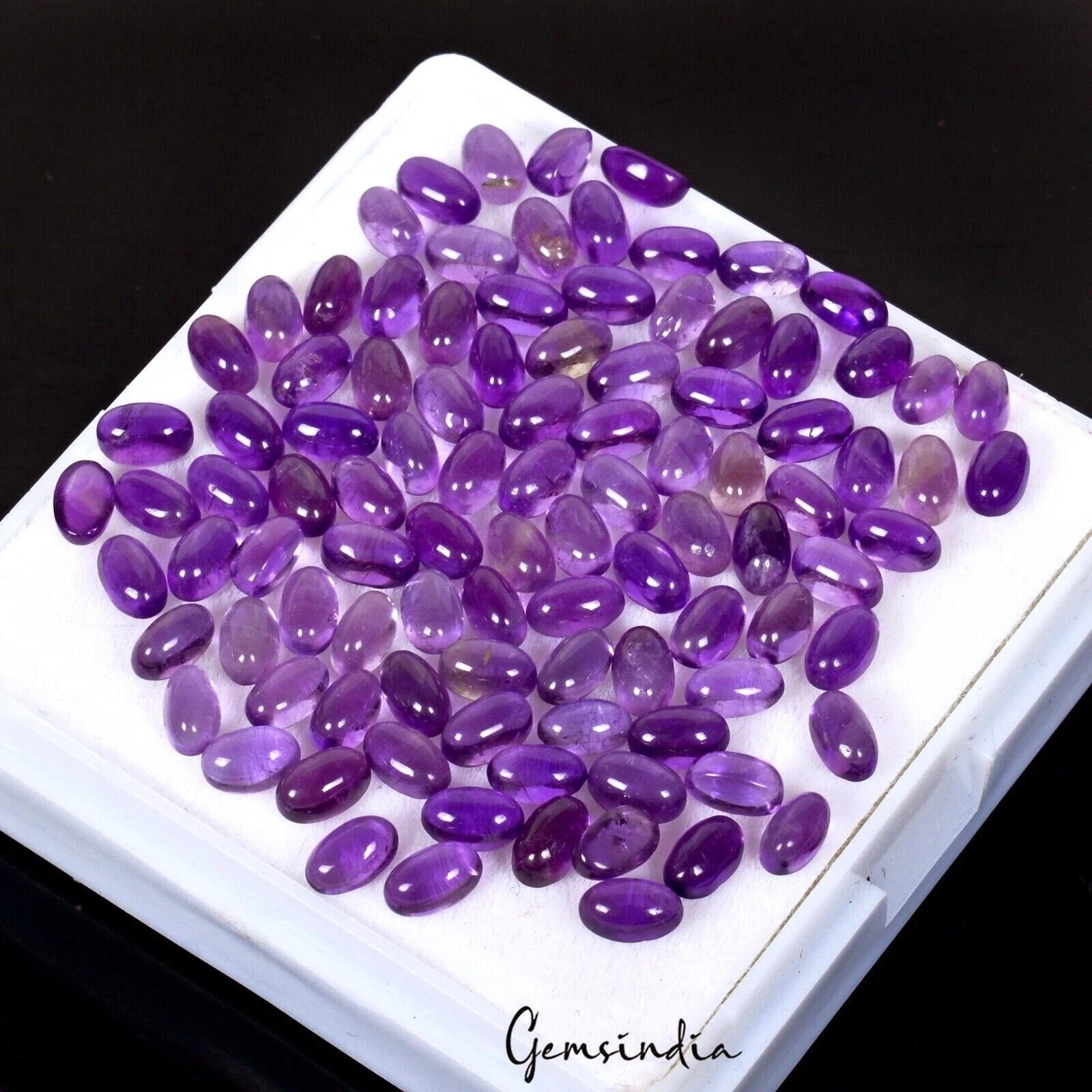 Amethyst Lot, Cabochon, Oval Cabochon, Untreated — 99 Pieces, 4mm to 5mm, 30.40 Ct, Brazil