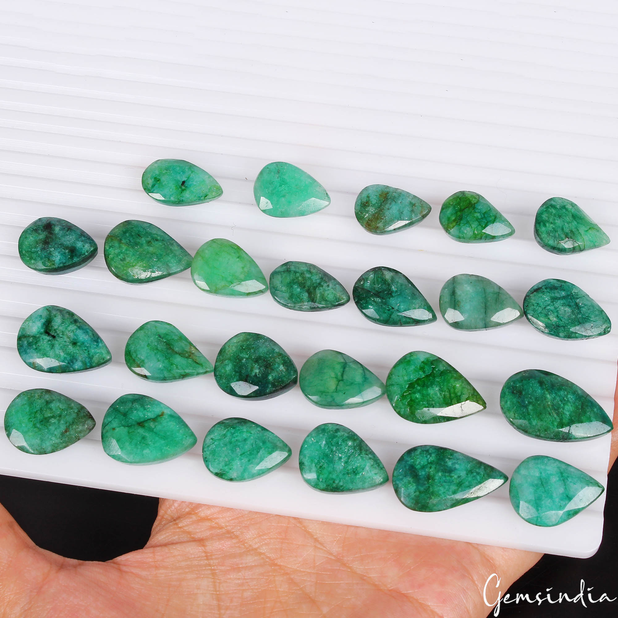 370 Cts/24 Pcs Natural Brazilian Green Emerald Pear Cut Loose Gems For Jewelry