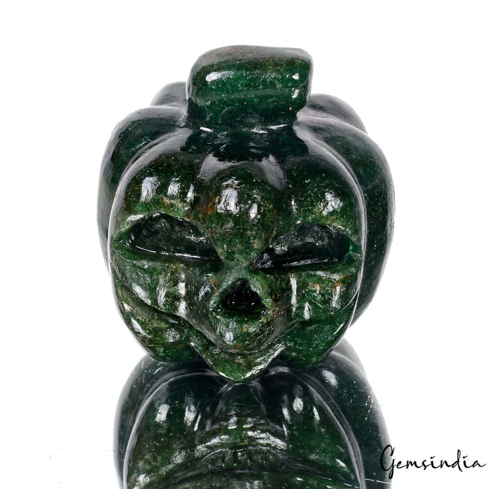 Green Aventurine Carving — 57x33mm, 950 Ct