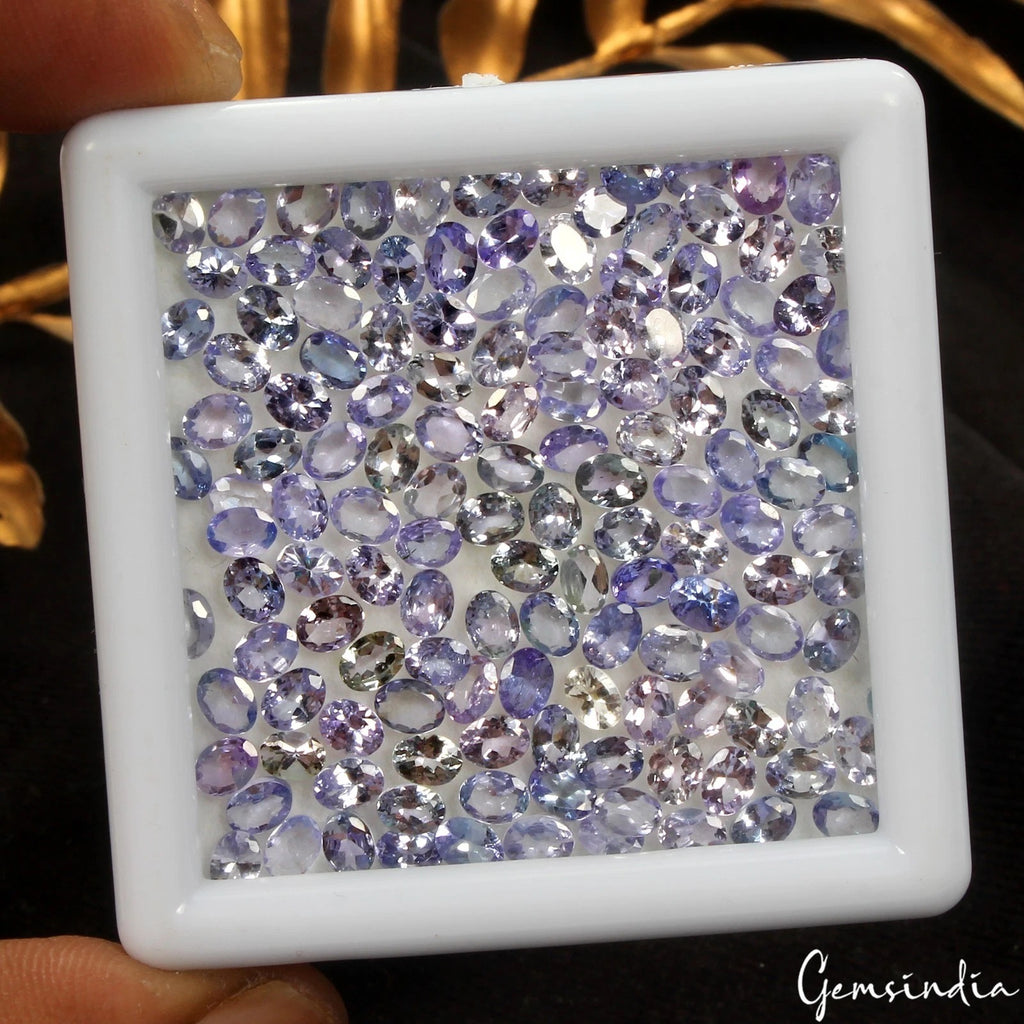 Tanzanite Loose Gemstone, Violet — 4x3 mm, 25.40 Ct